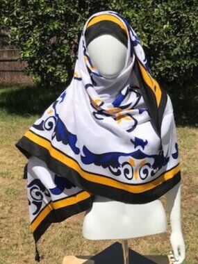 White with Blue and Yellow Design Fashion Scarf Beach Sarong Headscarf